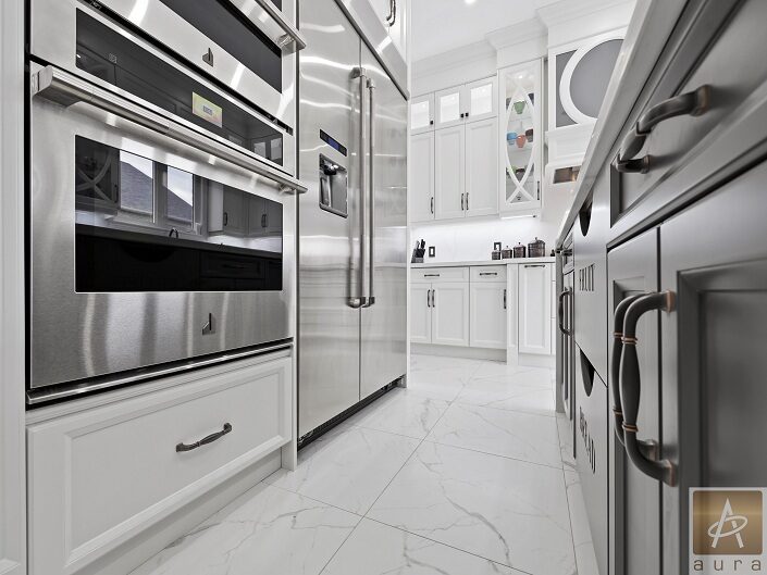 Custom kitchen cabinets Brampton