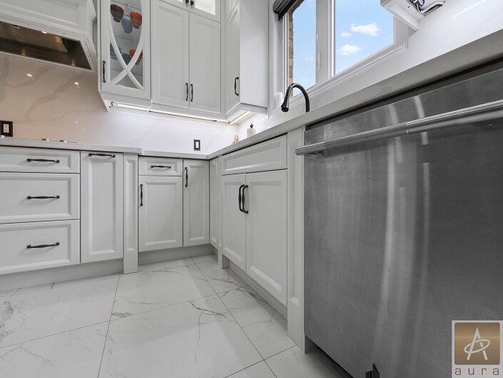 Custom kitchen cabinets vaughan